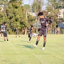 Entrenamiento juvenil de fútbol